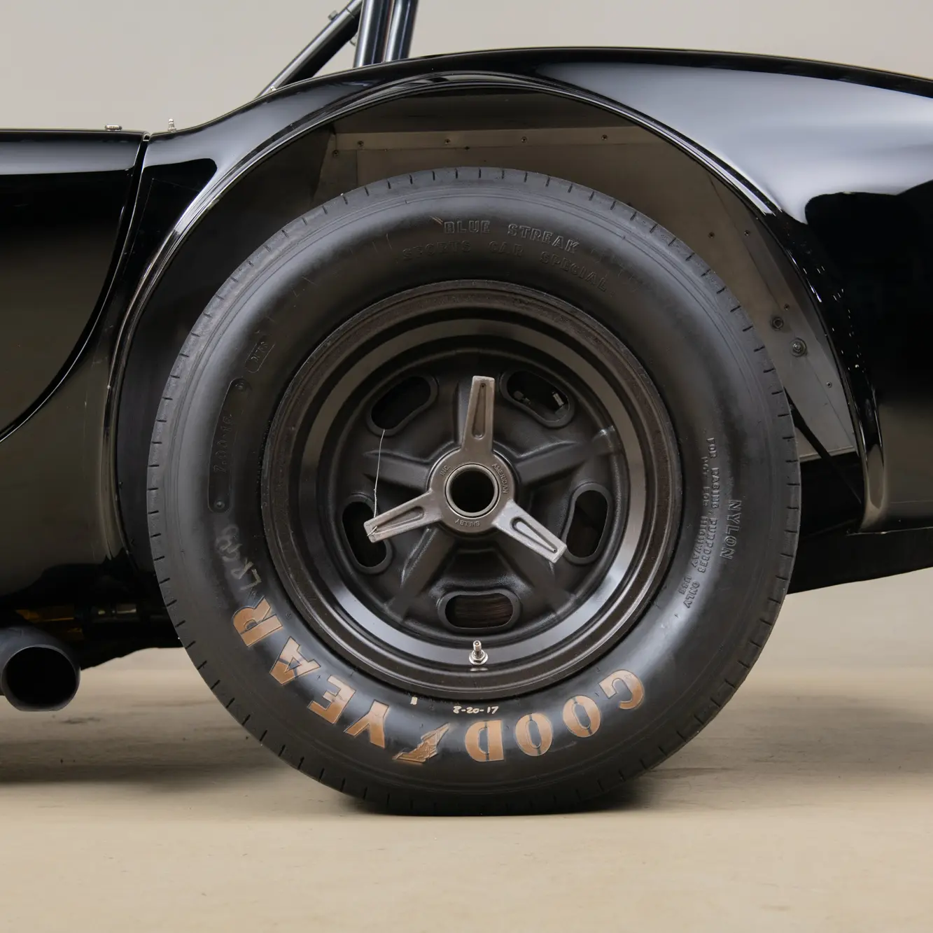 1963 Shelby Cobra 289 rear wheel close up