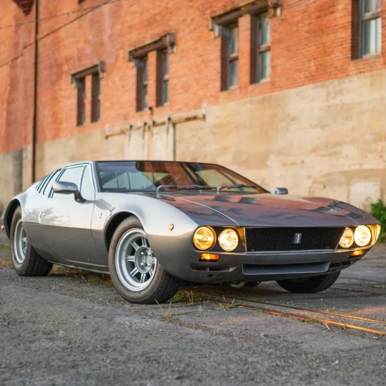 1969 DeTomaso Mangusta