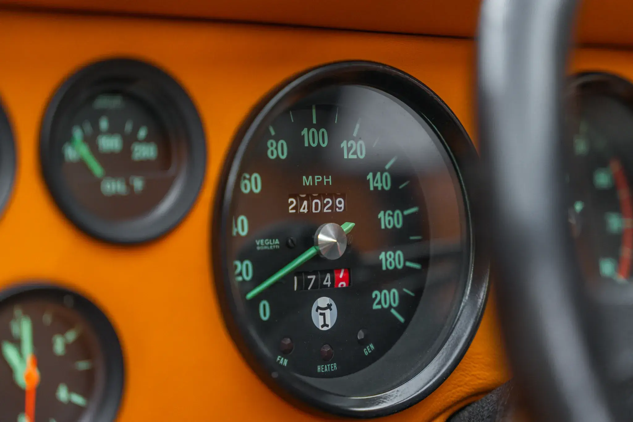 1969 DeTomaso Mangusta Dashboard