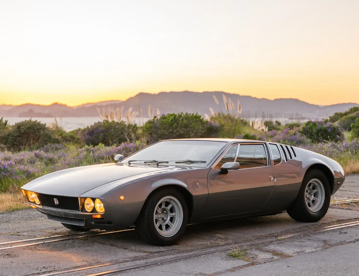 1969 DeTomaso Mangusta Front Left View