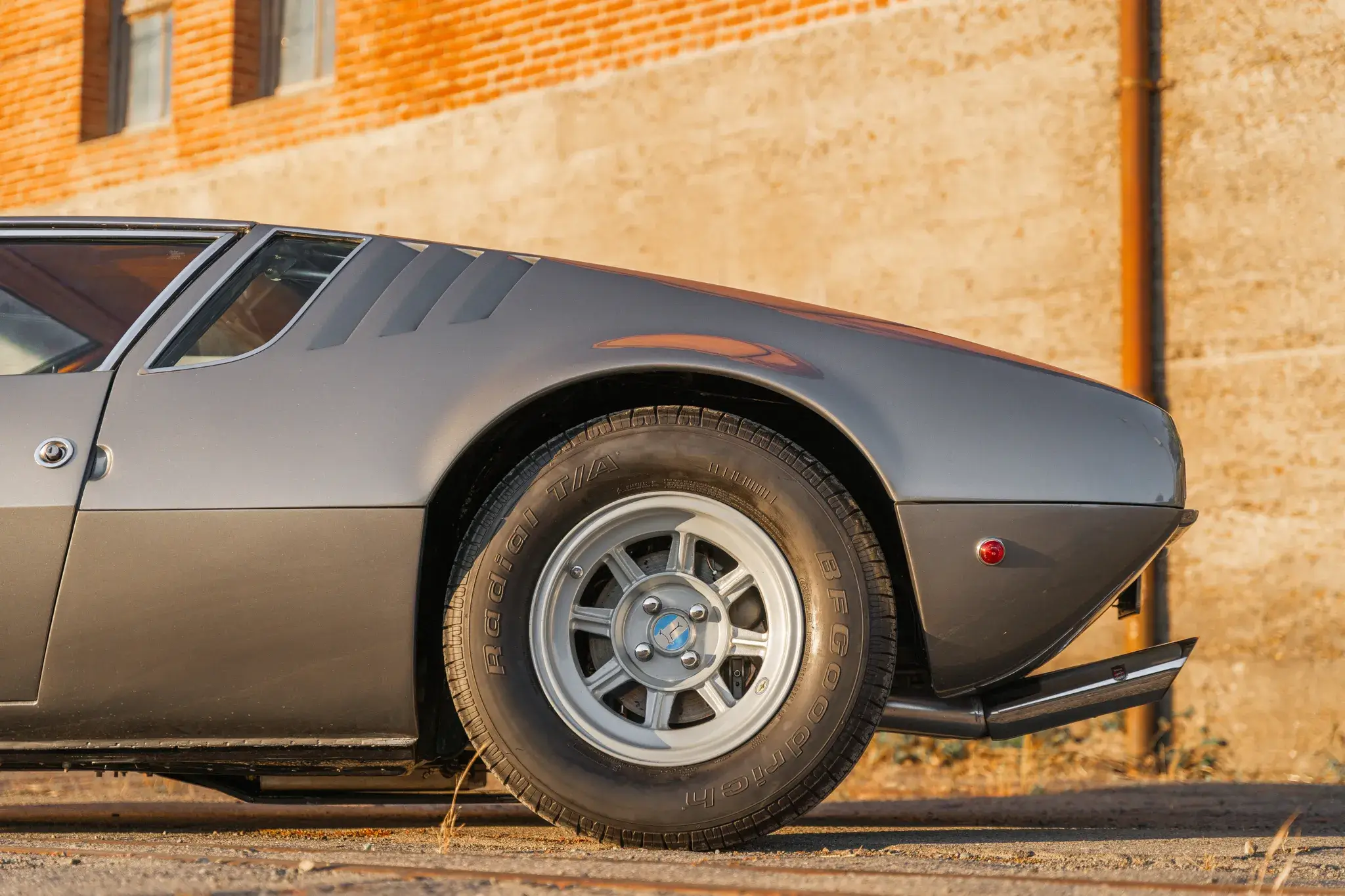 1969 DeTomaso Mangusta Wheel