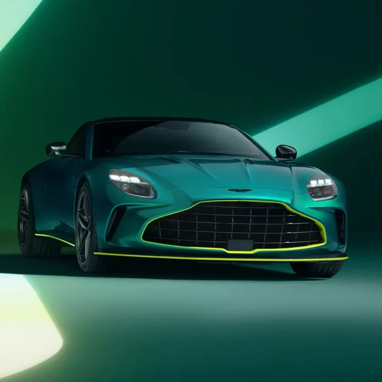 2024 F1 Safety Car - Aston Martin Vantage - Stock Car No Decals