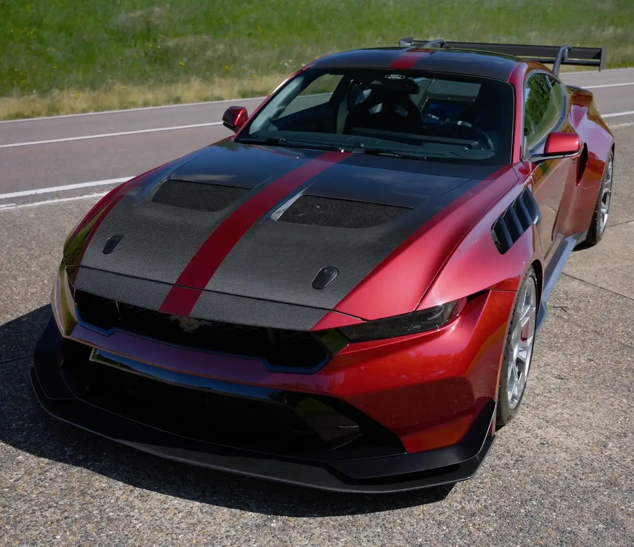 Close Up Shot of the front hood on the 2025 Ford Mustang GTD