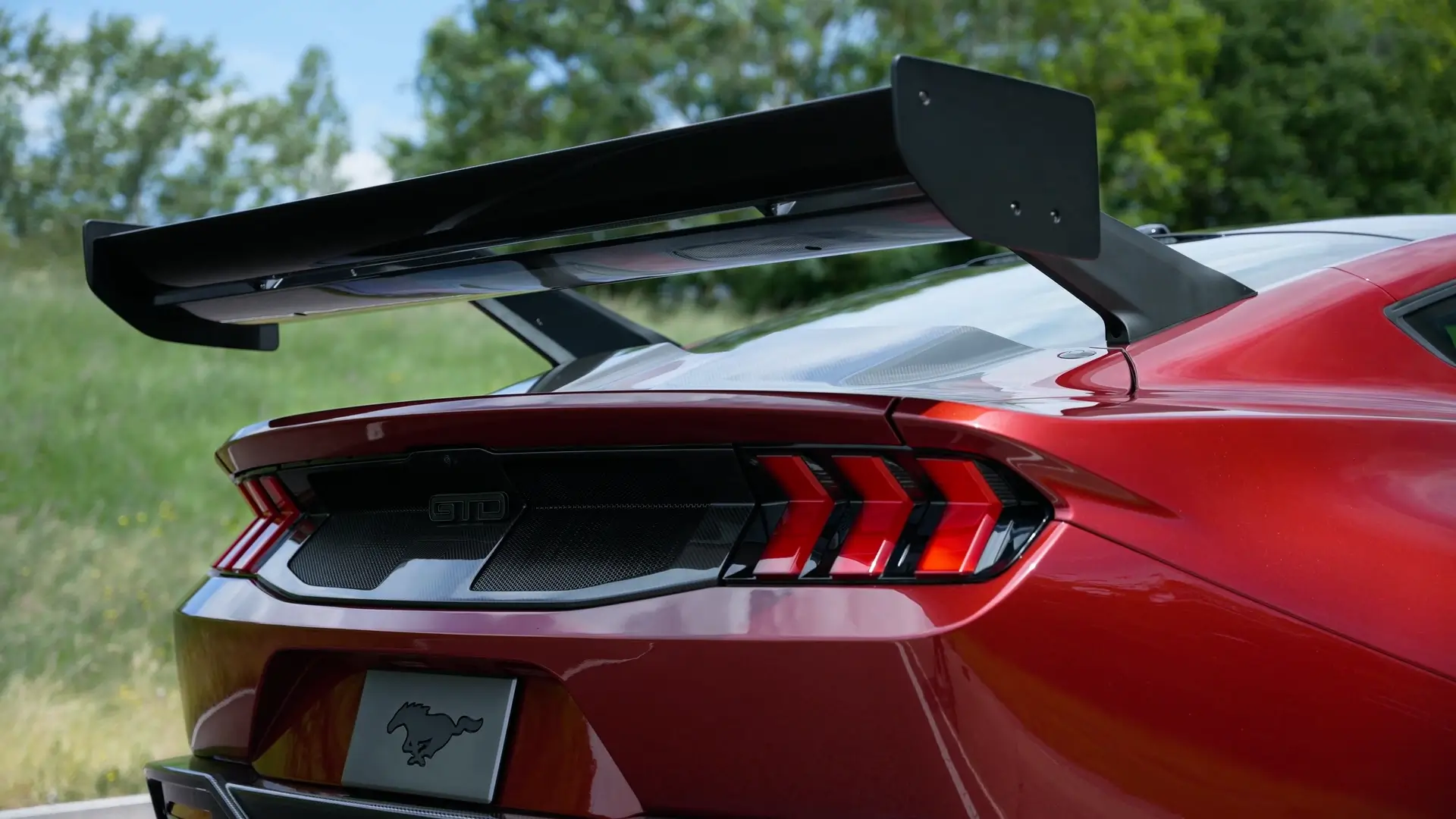 Tail Light Cluster and Carbon Fiber Spoiler in 2025 Ford Mustang GTD