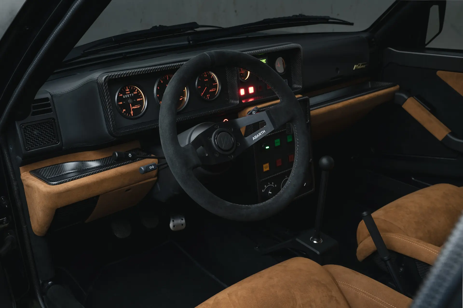 Interiors: Steering & Dashboard