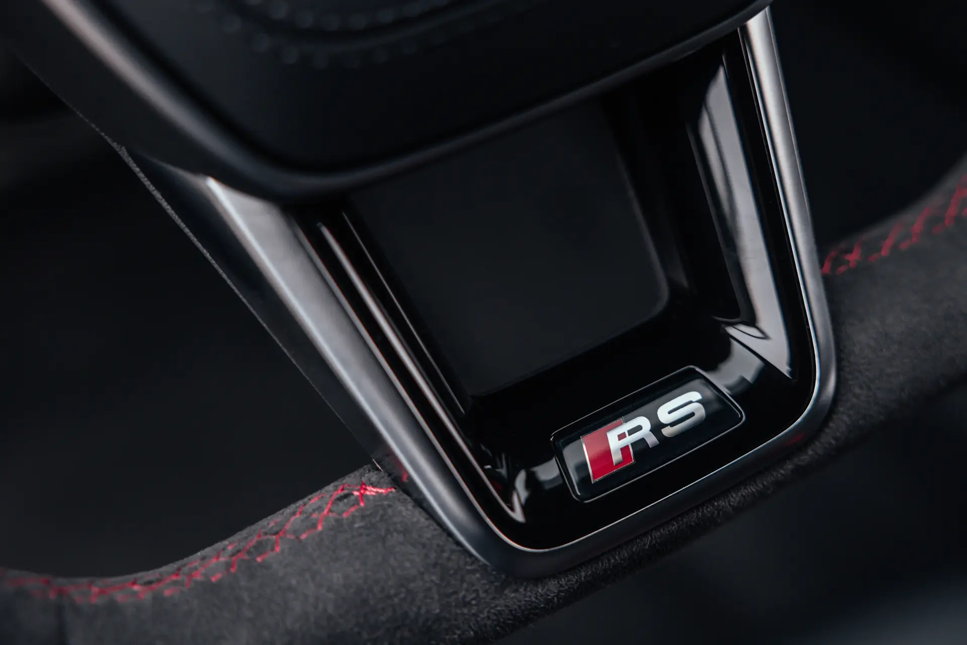 RS6 Badge on Steering