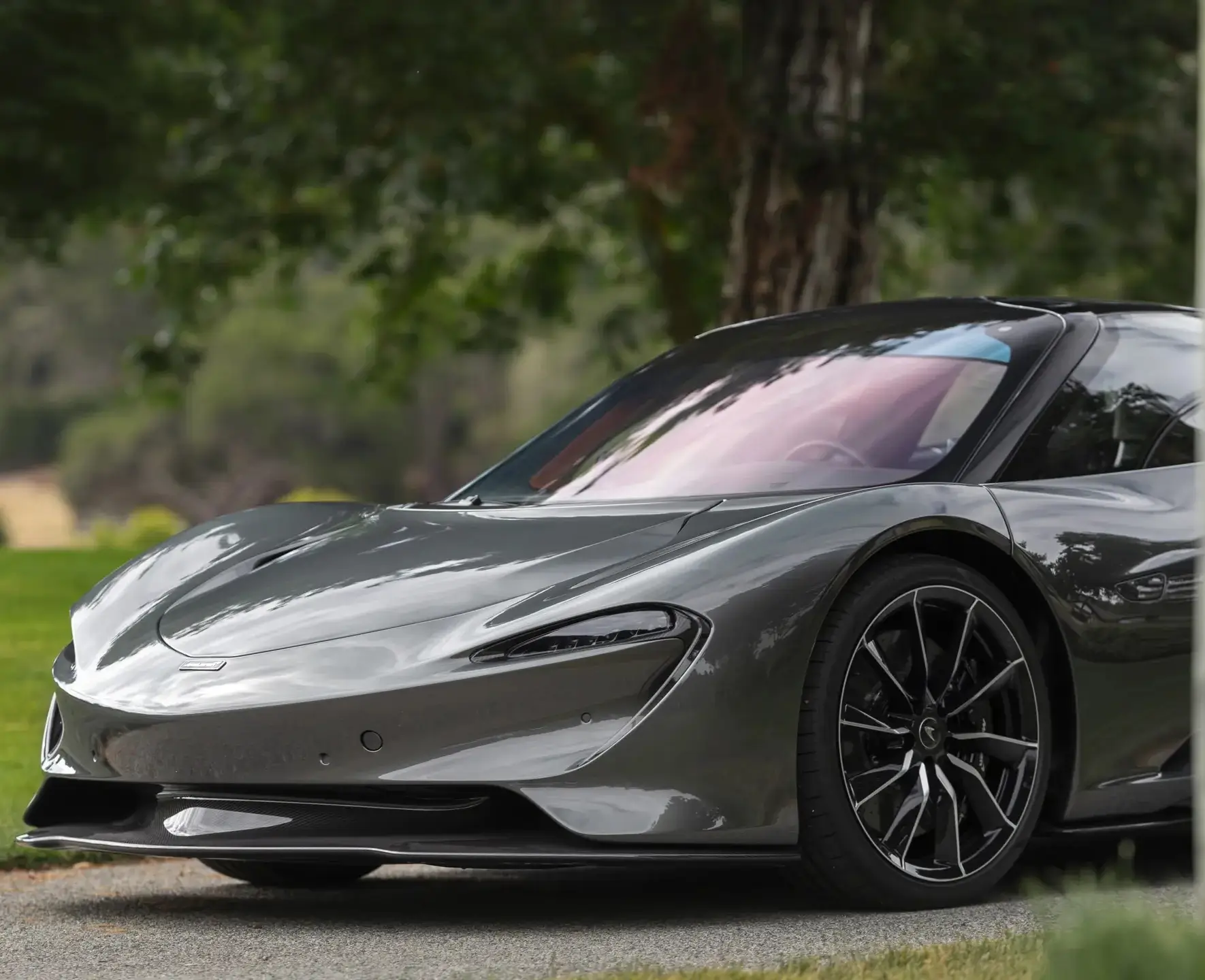 Close up shot of the McLaren Speedtail's front bumper and front section