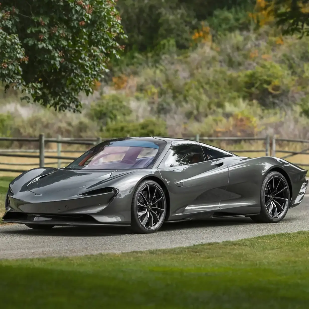 McLaren Speedtail front left view