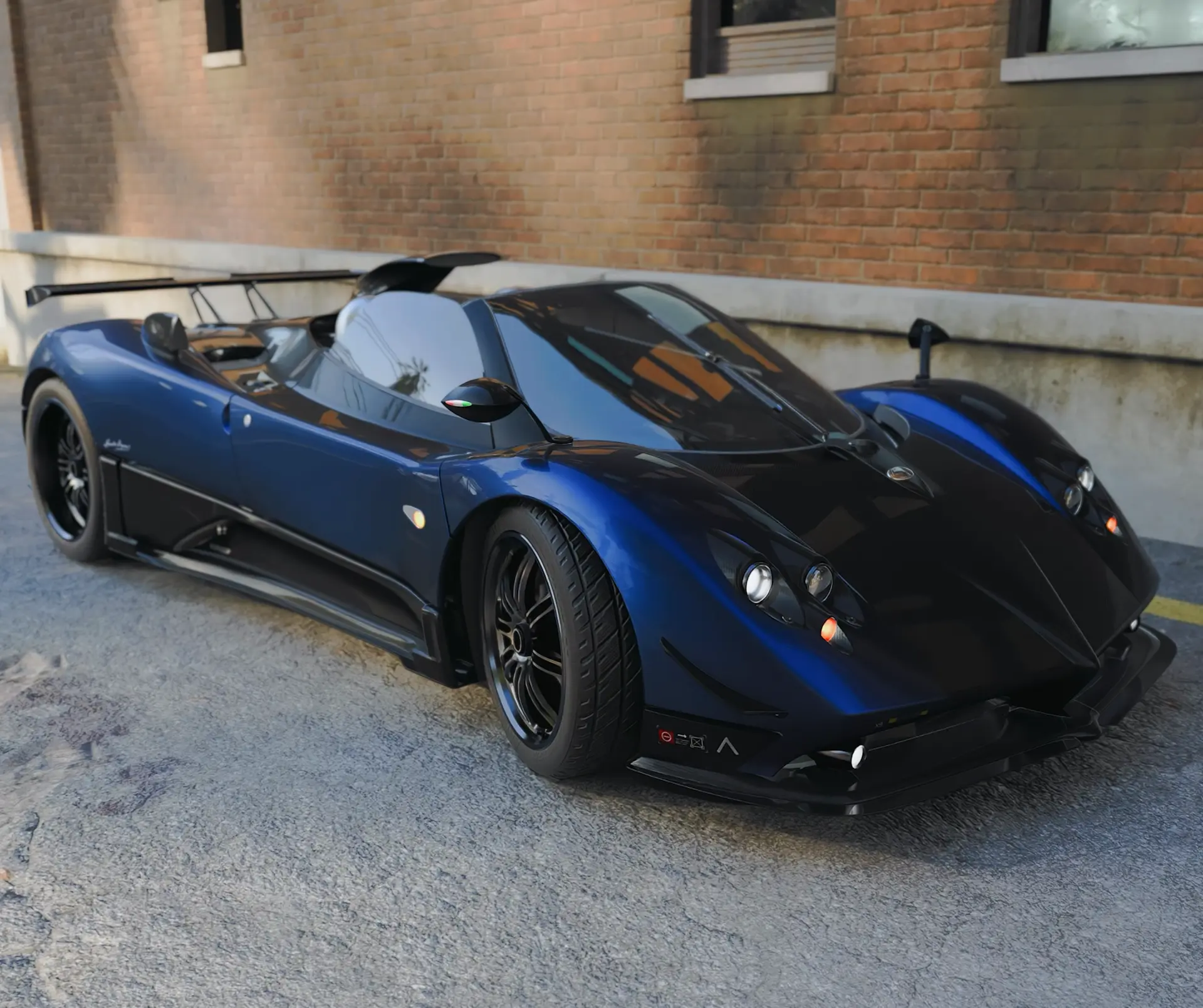 Pagani Zonda Cinque Roadster Front